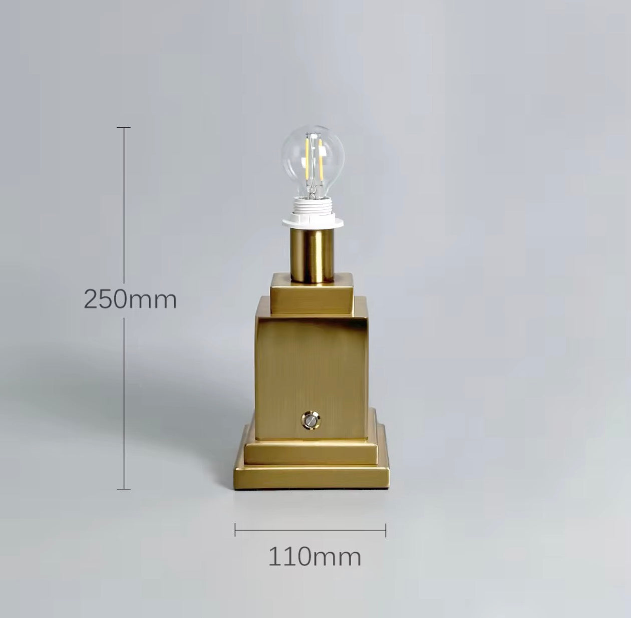 Rechargeable lamp