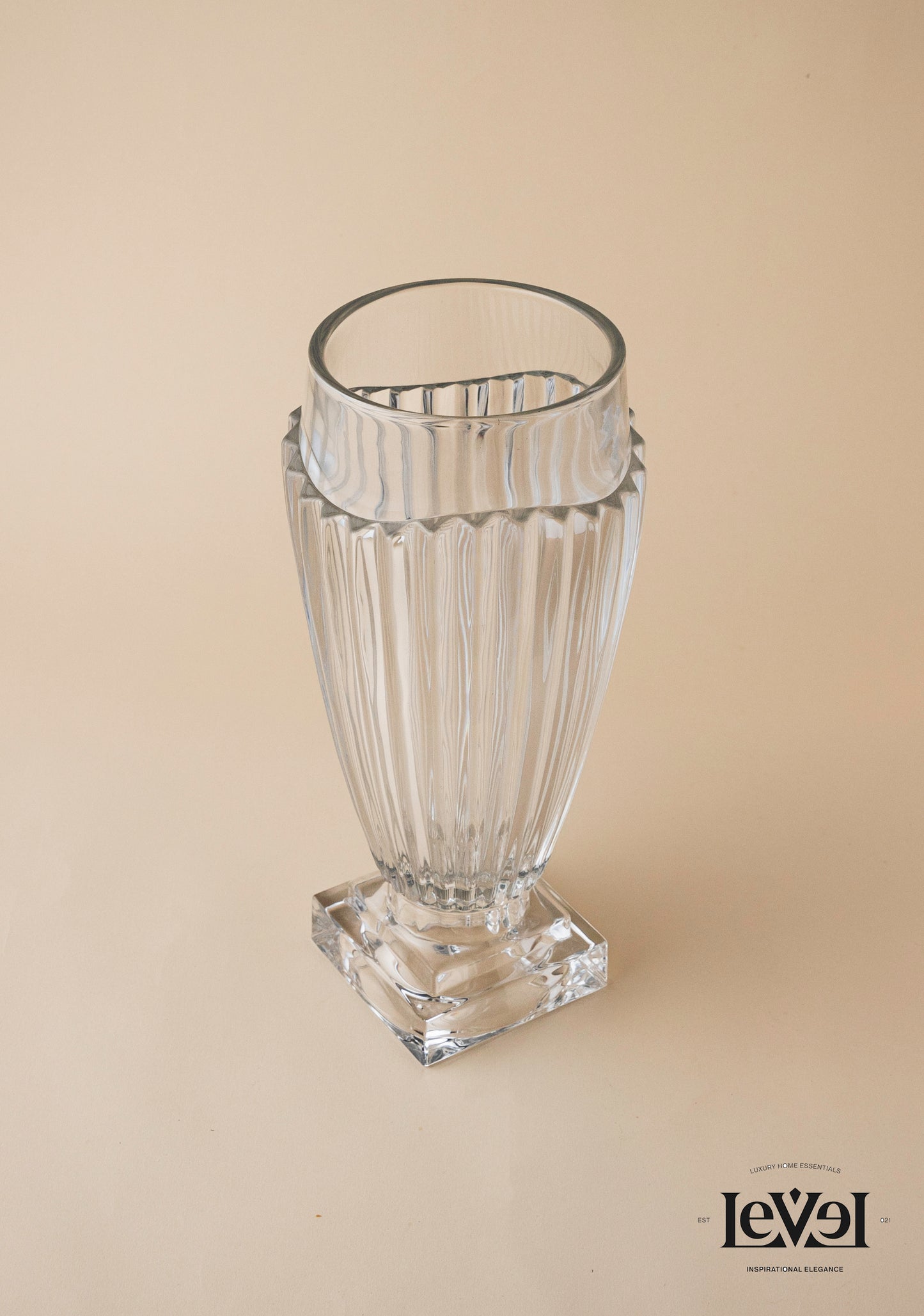 Crystal strip vase