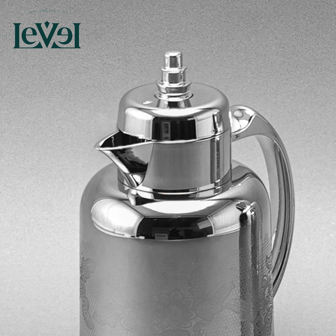 Silver Elegant Flask Set