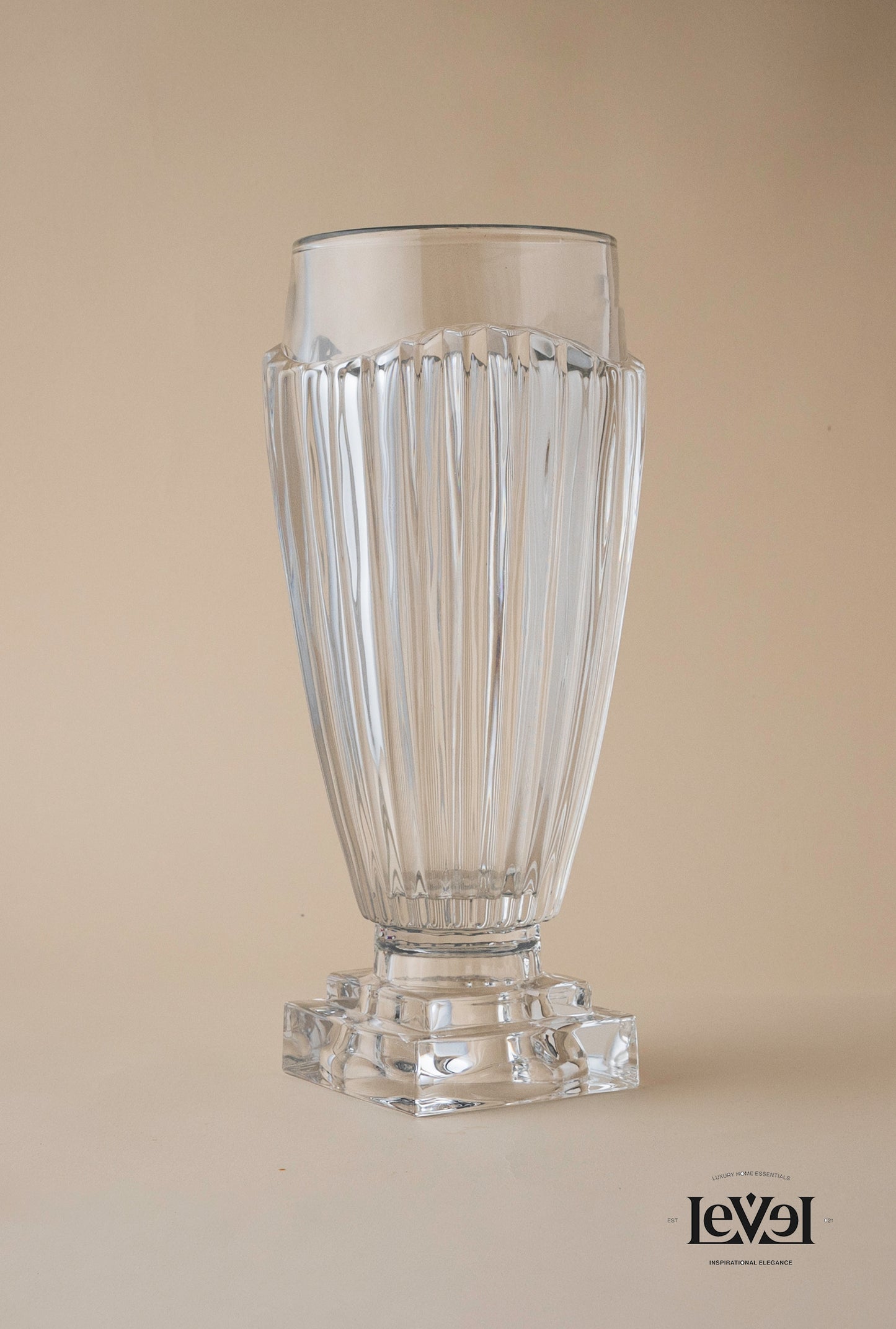 Crystal strip vase