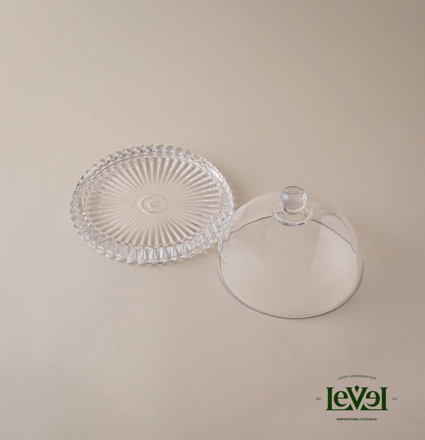 Crystal Plate With Cover - LEVELLV-281