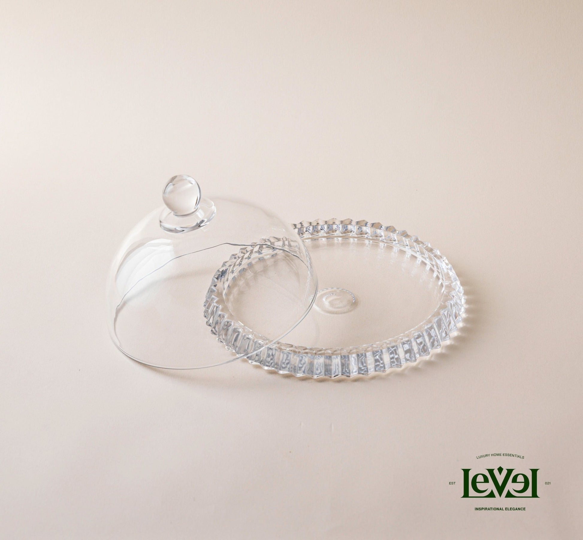 Crystal Plate With Cover - LEVELLv-289