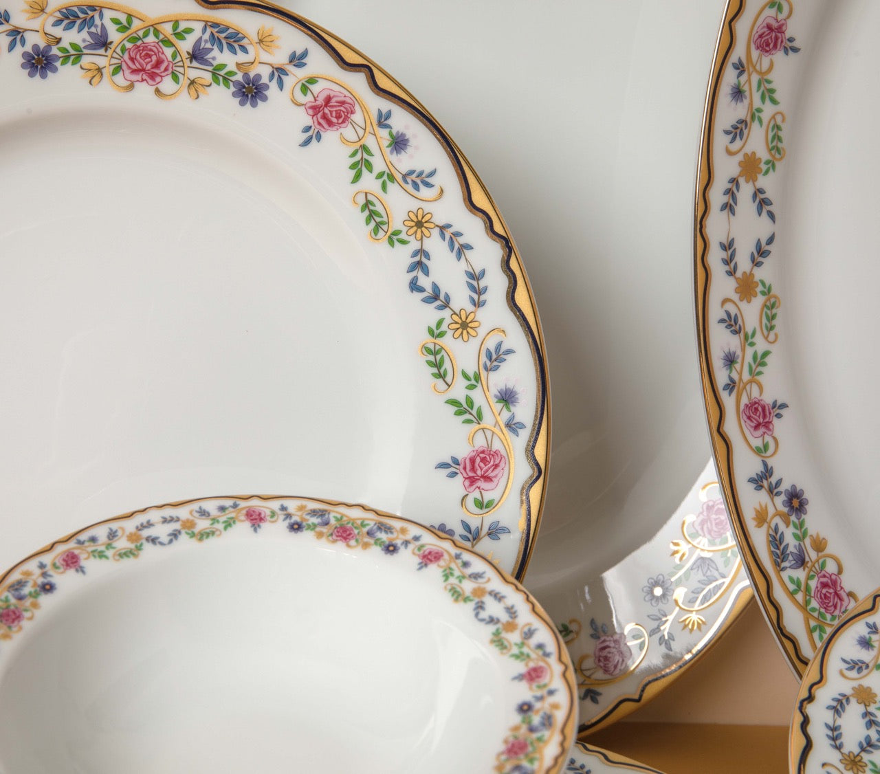 Dinnerware Set - Golestan 29 PCS